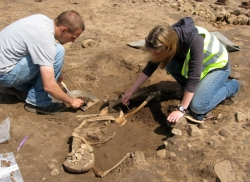 Excavating Roman burial in York